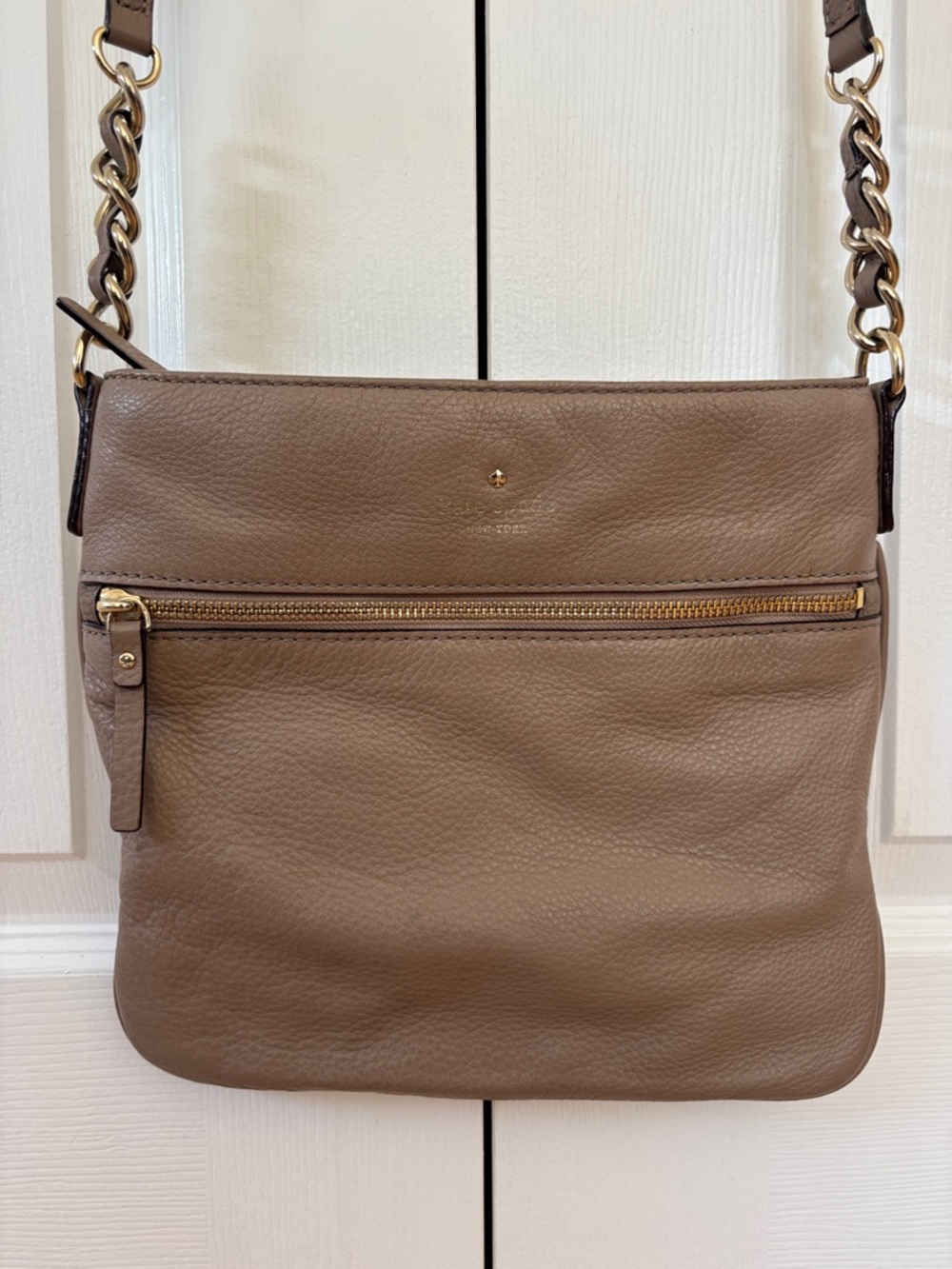 Kate Spade Leather Crossbody Bag in Taupe